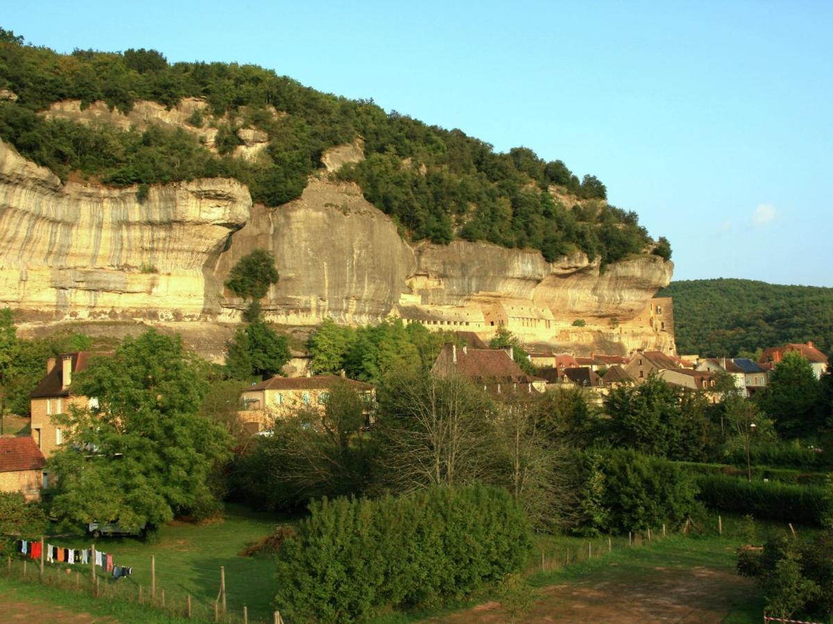 Charming Gite With Pool In Vezac Beynac-et-Cazenac Exterior foto